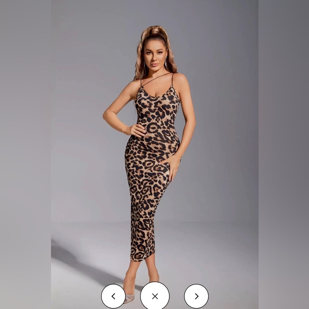 New Chic Animal Print Maxi Dress size S